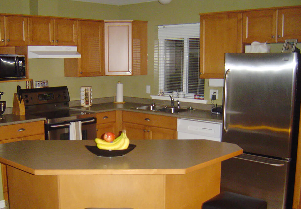 Kitchen Cabinet Refacing Ideal Realty, How Much Does It Cost To Reface Kitchen Cabinets In Canada